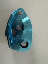 Dispositivo di assicurazione